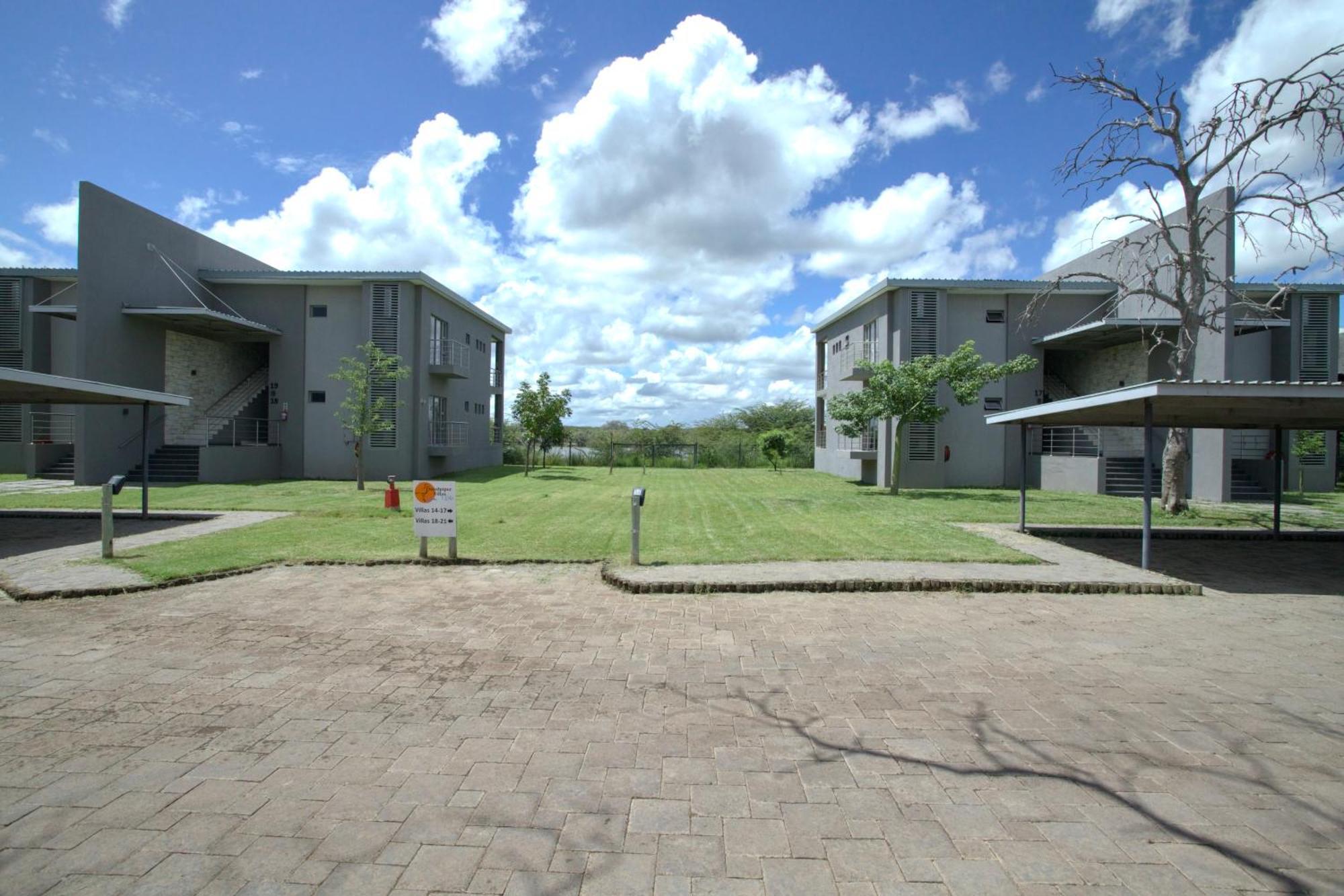Sandpiper Villas Chobe Kasane Exterior photo